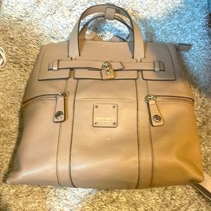 Henri Bendel jet setter convertible backpack